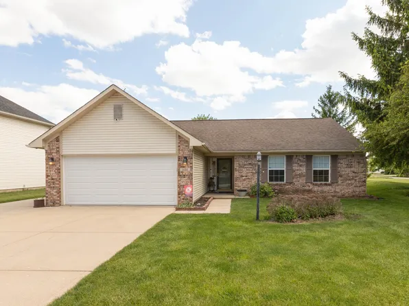 11011 Oakspring Dr, Indianapolis, IN 46239