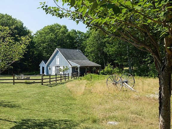 3rd image of 337 Pine Hill Road