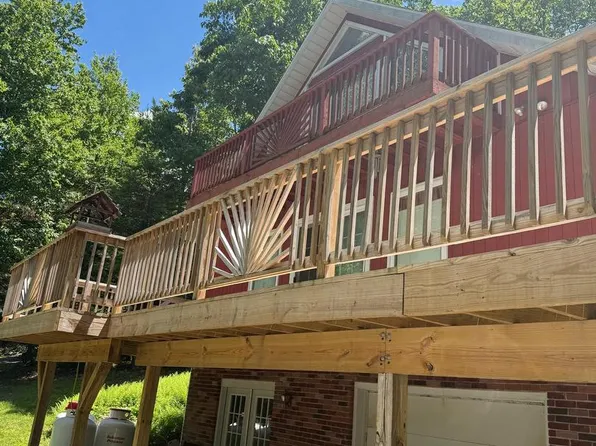 101 Hillcrest Rd, Fayetteville, PA 17222