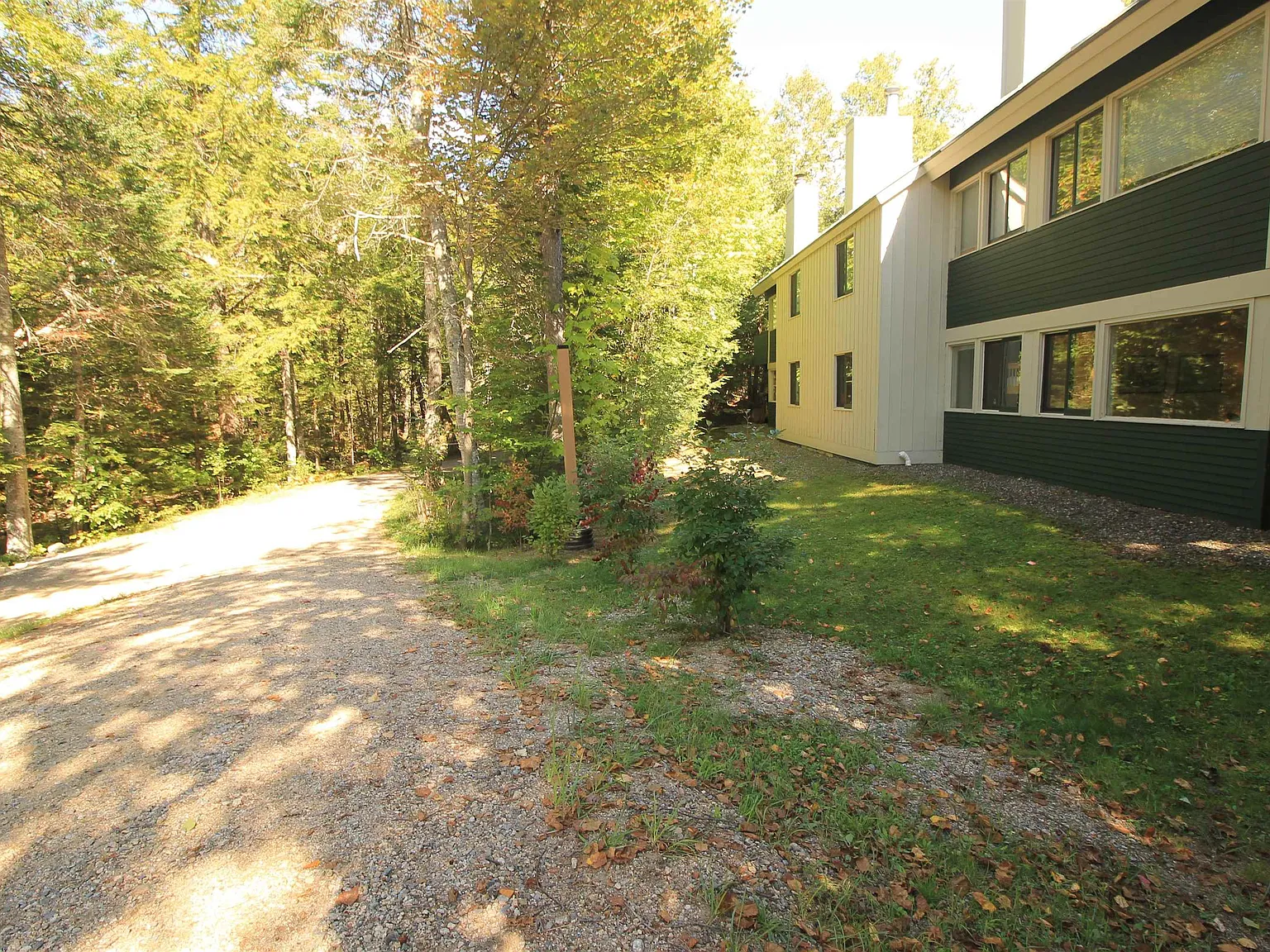 Snowsbrook — Photo 2