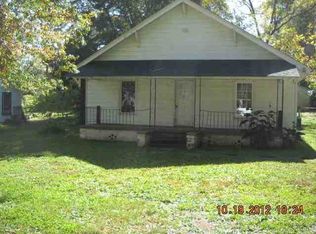 532 Woodruff St, Woodruff, SC 29388