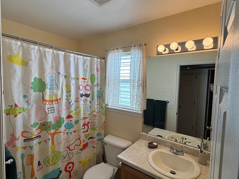1245 S Chester Ct — Photo 23
