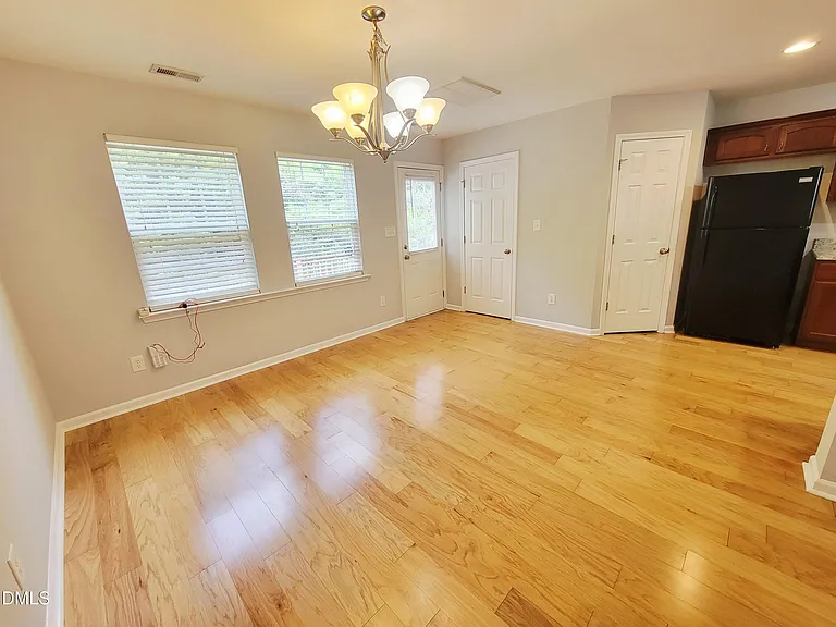 8827 Thornton Town Pl — Photo 21