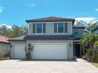 10379 Ventana Ln, Naples, FL 34120