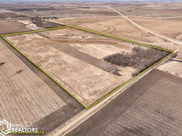 1679 270th St, Rockwell City, IA 50579