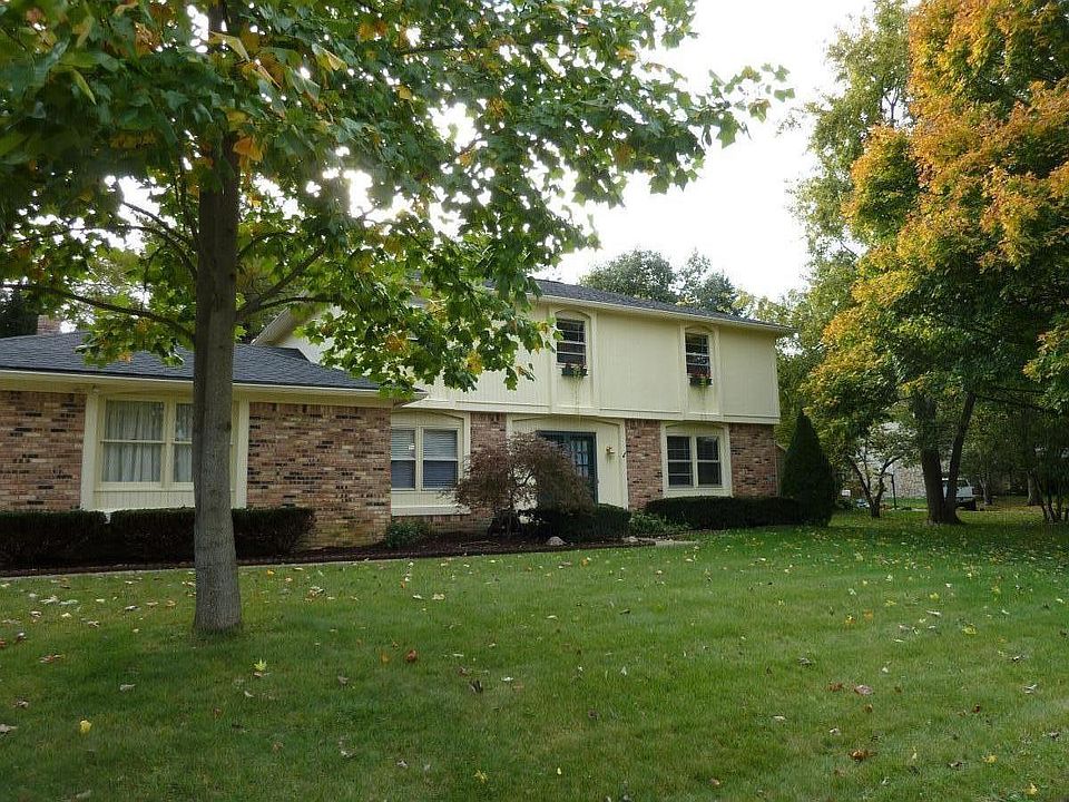 3685 Stratford