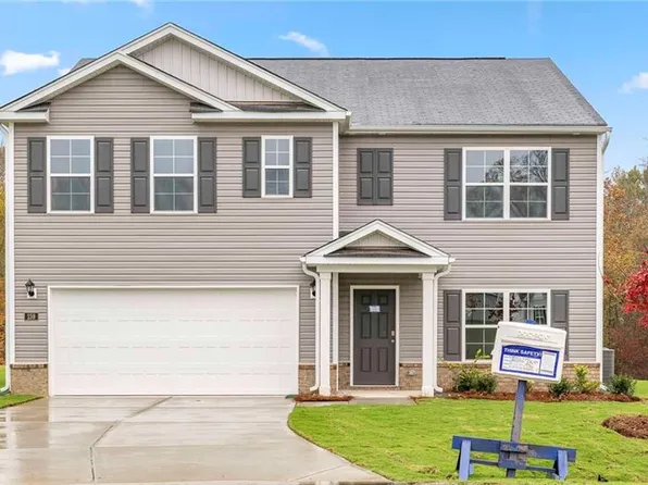 124 Greenbrier Way, Stoneville, NC 27048