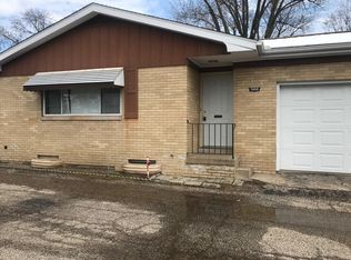 3808 N Sheridan Knolls Ct, Peoria, IL 61614