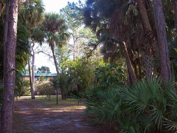 4th image of 3699 SW Saint Lucie Shores Dr