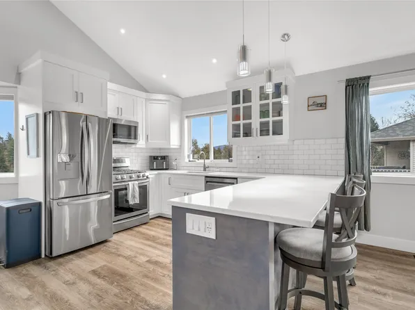 3819 Glen Canyon Dr, West Kelowna, BC V4T 2P7