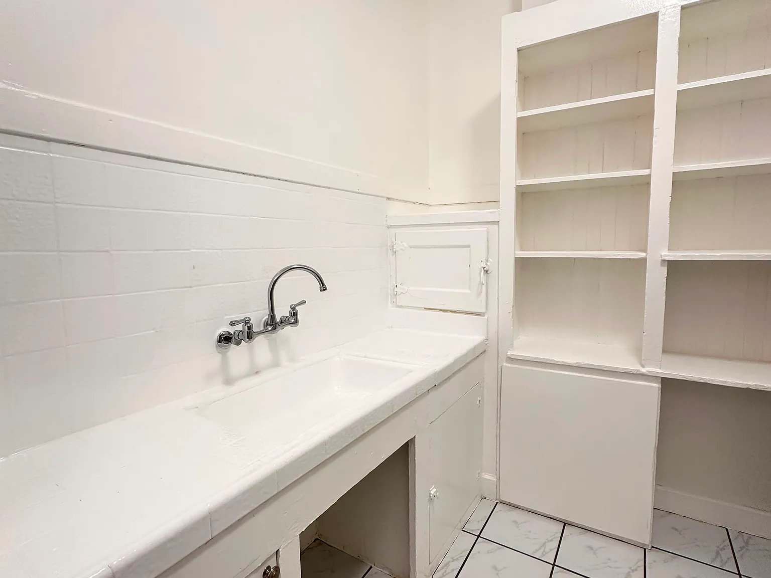 1325 Hope Street — Photo 4