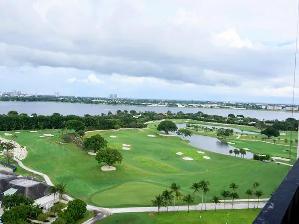 2400 Presidential Way APT 2002, West Palm Beach, FL 33401
