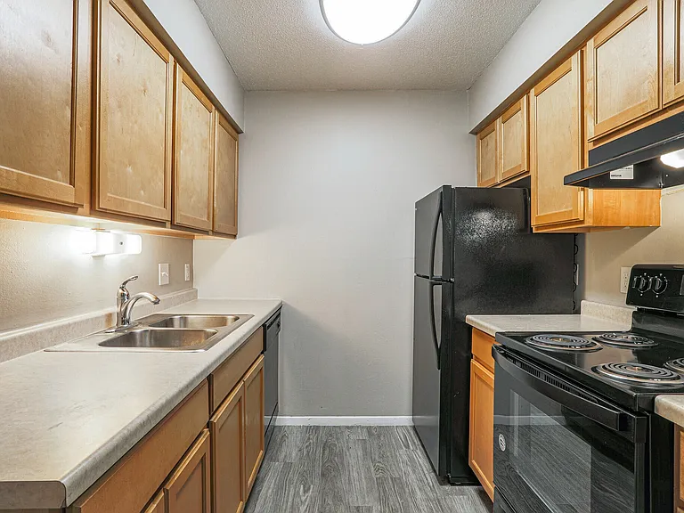 Brandywine Crossing Apartments — Photo 10