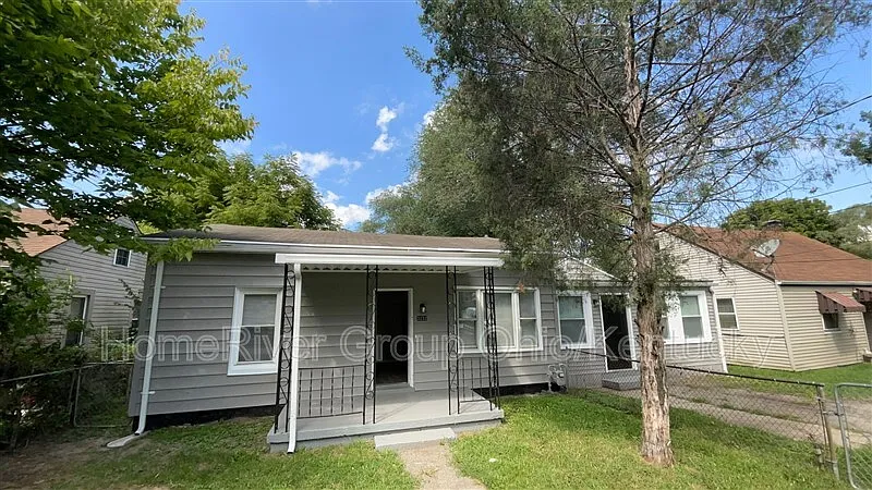 3232 Mohawk St photo 1