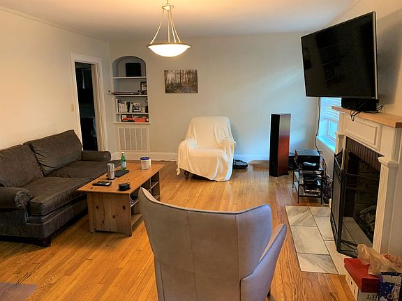 5th image of 148 Campbell Ave