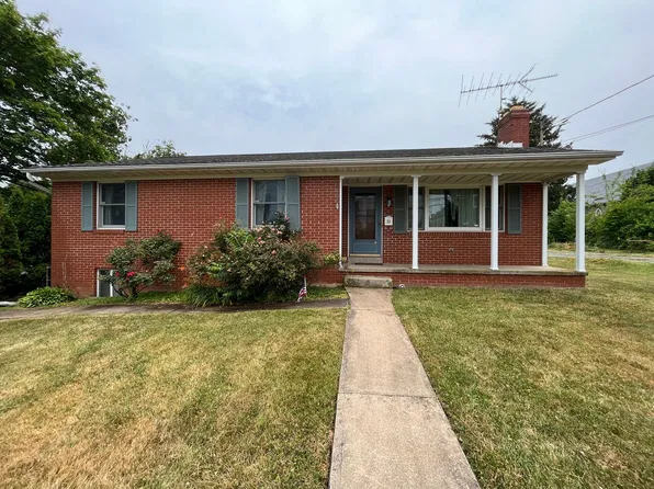 39 S Main St, Shrewsbury, PA 17361