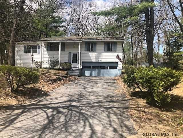 1st image of 38 Quevic Dr