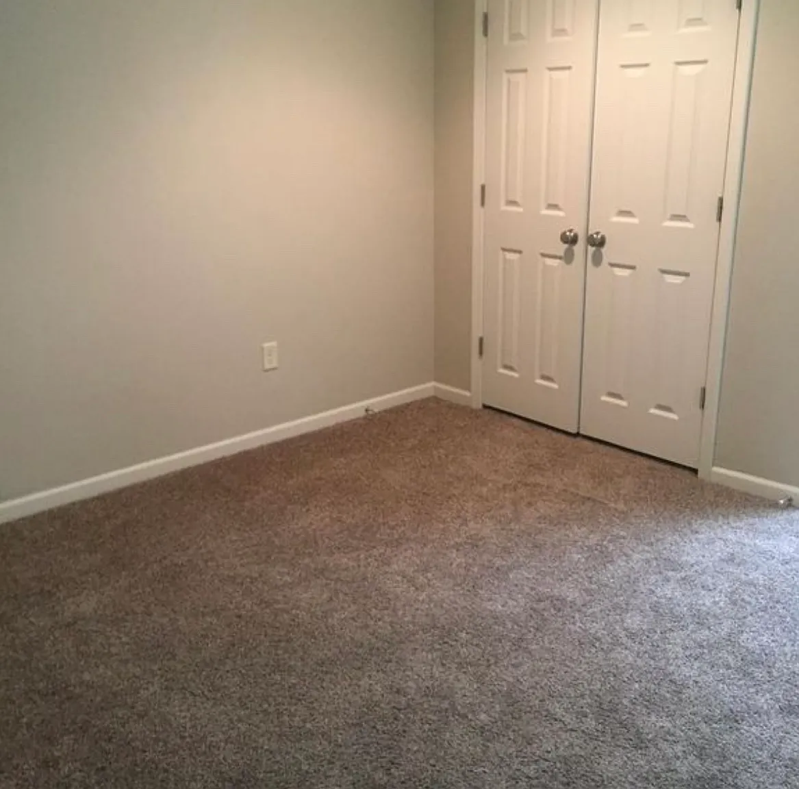 3 bed, 2.5 bath, 1426 sqft, $1,695 — Photo 1