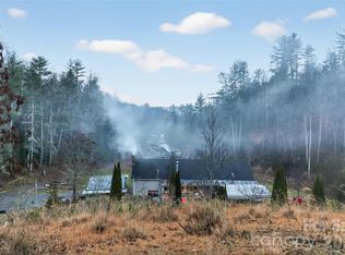 284 Paul Gosnell Rd, Marshall, NC 28753