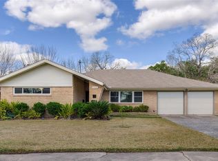 11526 Gaymoor Dr, Houston, TX 77035