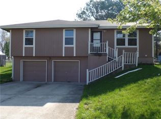 1204 N Doniphan St, Lawson, MO 64062