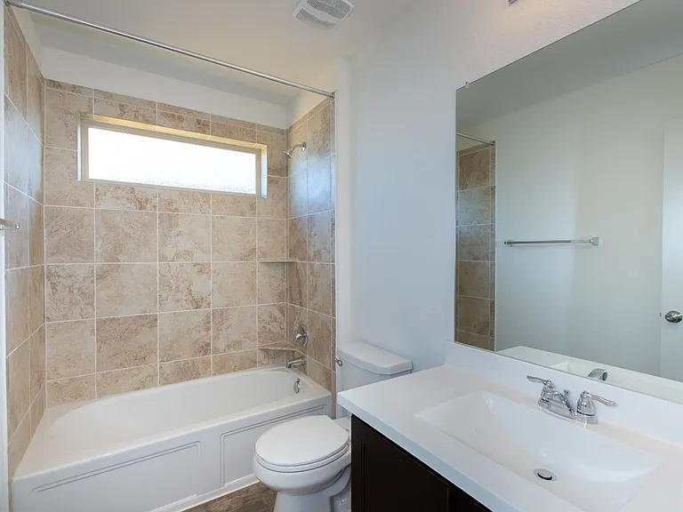 1003 Honey Locust Way — Photo 20