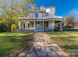 307 Kings Mountain St, Clover, SC 29710