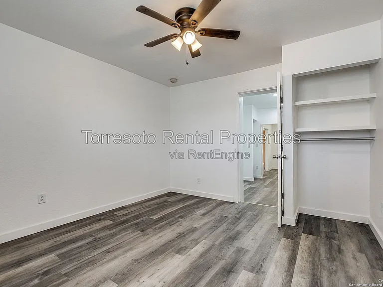 611 Rochambeau St — Photo 15