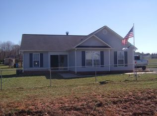 4045 Whispering Oaks Ct, Graham, NC 27253