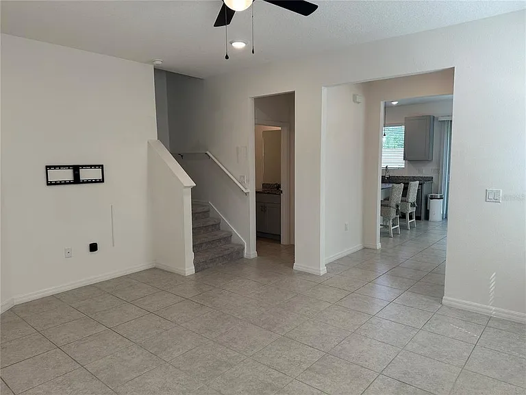 4394 Sailplane Ct — Photo 3