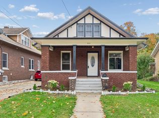 615 Gates Ave, Aurora, IL 60505