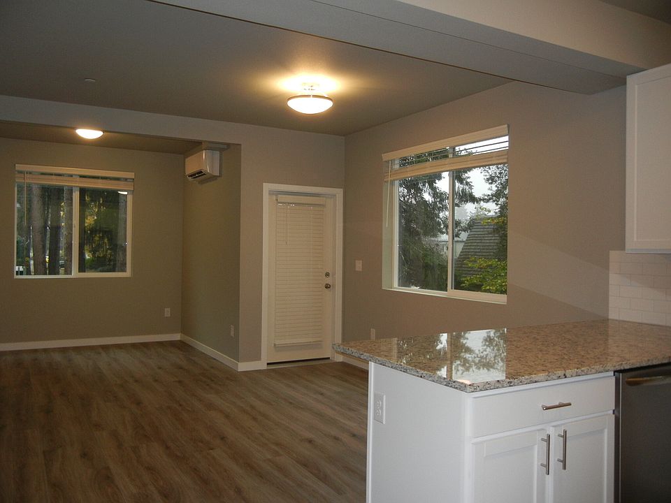 1st image of 1244 Cora St SE #11091883