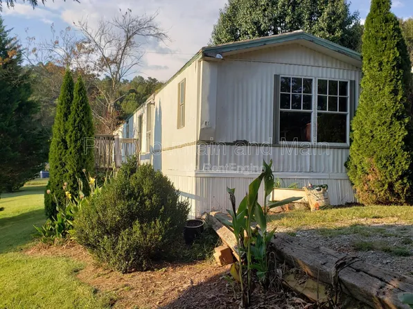 111 Iotla Valley Park Rd, Franklin, NC 28734