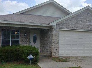 208 Greenfield Ln, Pearl, MS 39208