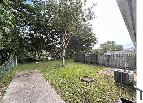 5820 NW 12th St #H — Photo 10