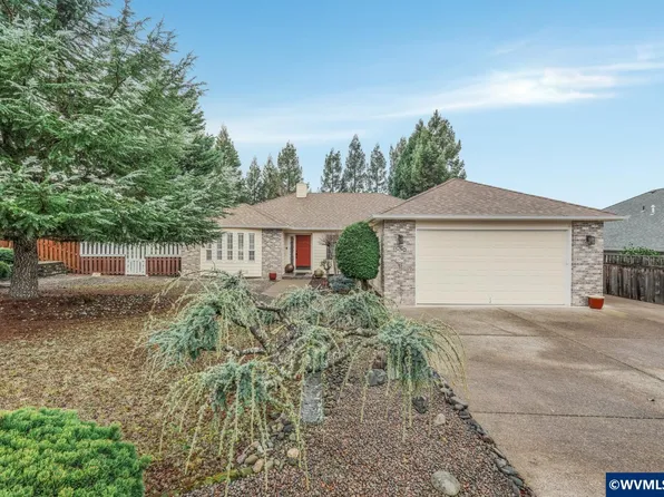 1500 N Heights Dr NW, Albany, OR 97321