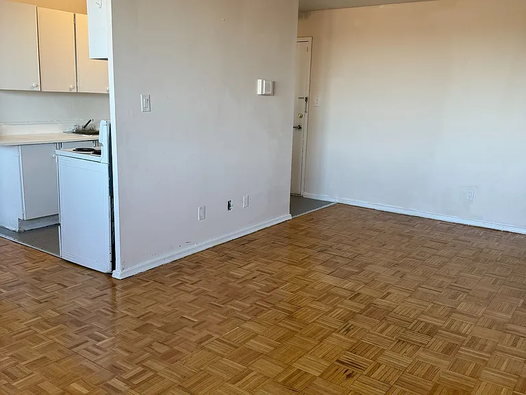 500 Dawes Rd #322 — Photo 6
