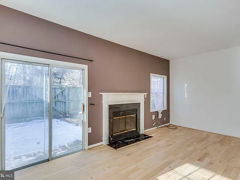 9977 Capperton Dr — Photo 10