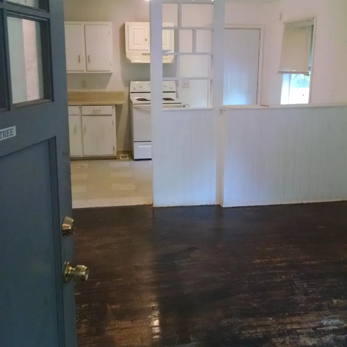 3 bed, 840 sqft, $1,800 — Photo 3