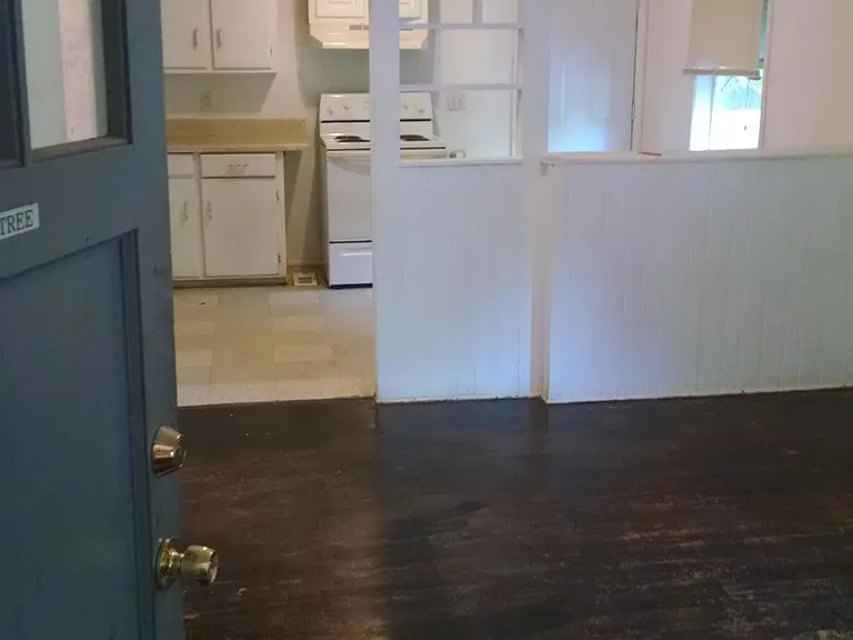 4496 Deborah Dr — Photo 3