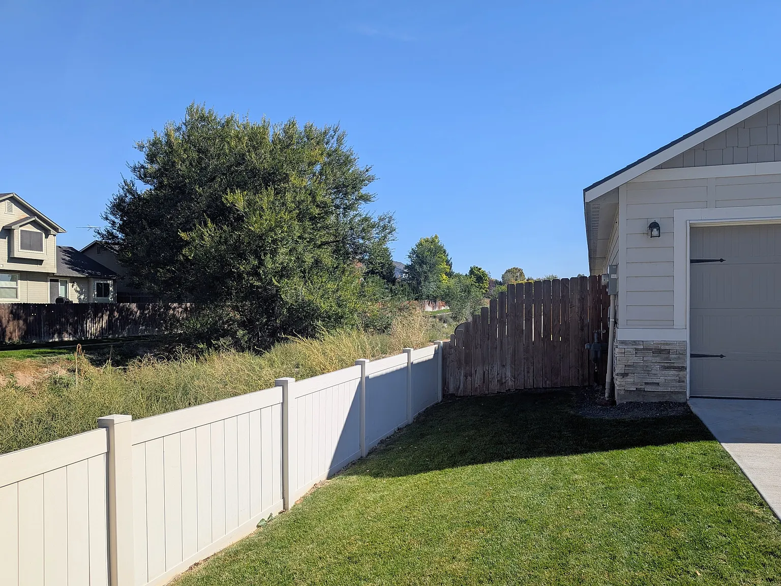 4 bed, 1845 sqft, $2,400 — Photo 4