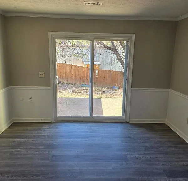 900 Indian Lake Dr NW — Photo 12
