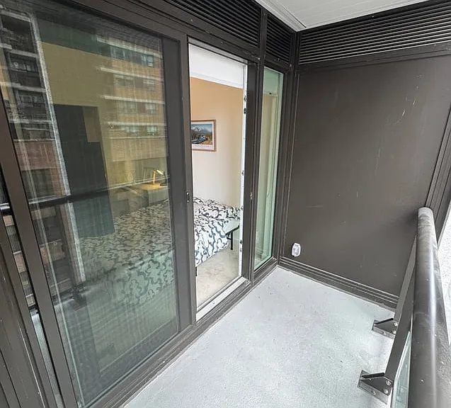 121 Saint Patrick St #612A — Photo 4