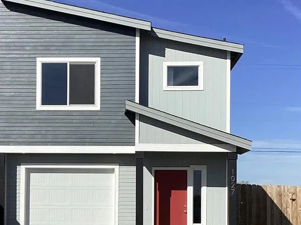 1027 NE Emerald Dr, Hermiston, OR 97838