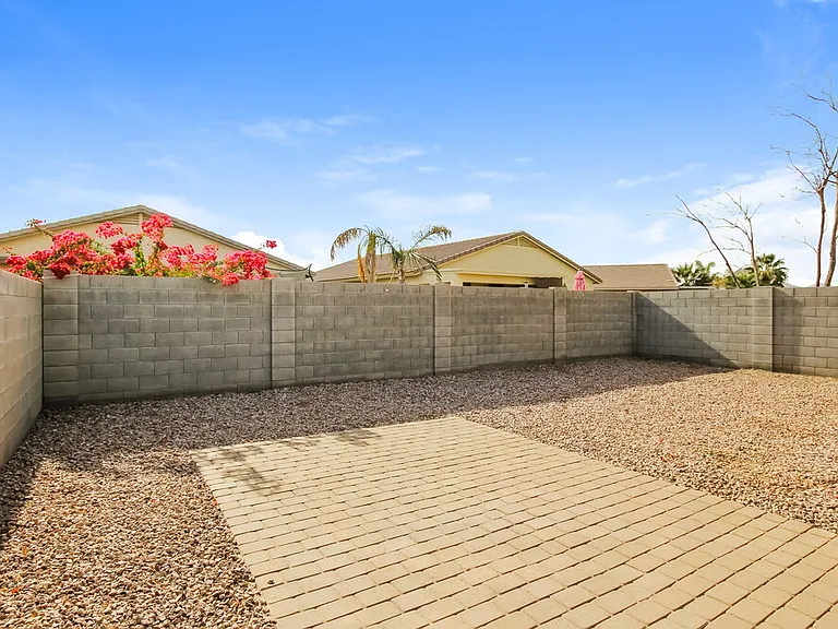 1809 W Dugan Dr — Photo 16