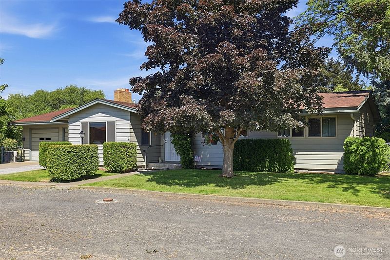 3rd image of 401 11th Street