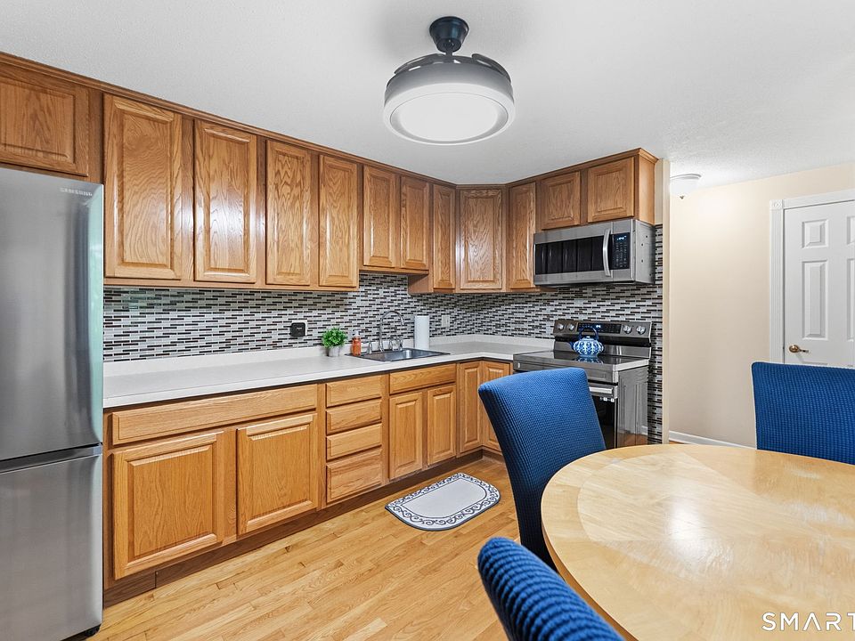 1st image of 273 Queen Street #13E