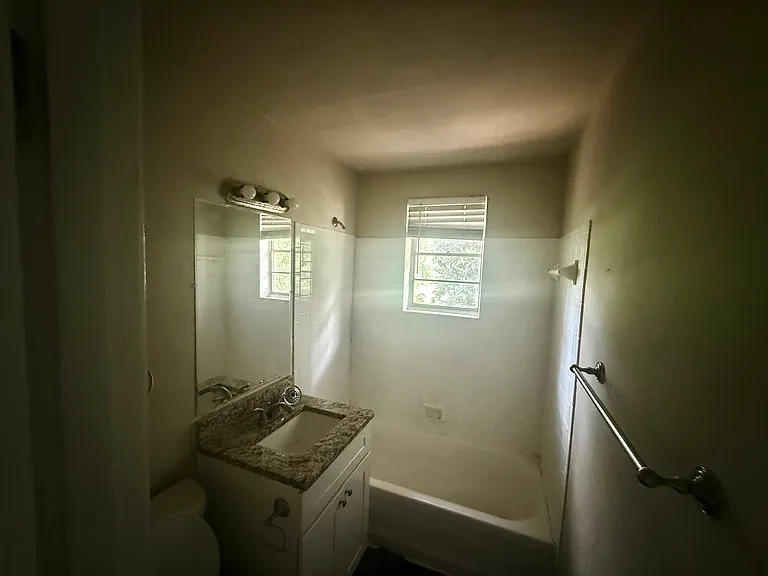 416 Macedonia Rd SE — Photo 4