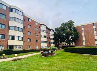 5500 Lincoln Ave #407, Morton Grove, IL 60053
