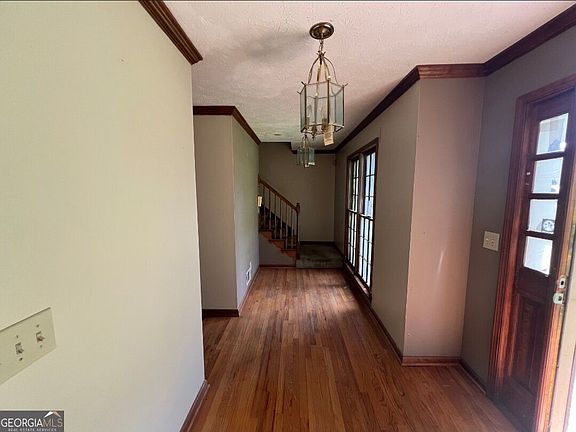3rd image of 603 Hastings Way